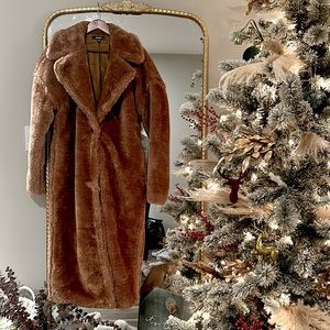 MISSGUIDED Long Line Brown Teddy Coat - US 8